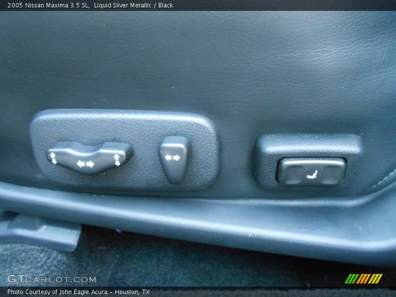 Liquid Silver Metallic / Black 2005 Nissan Maxima 3.5 SL