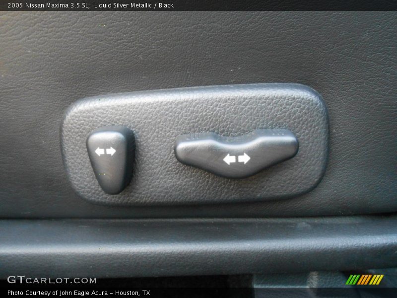 Liquid Silver Metallic / Black 2005 Nissan Maxima 3.5 SL