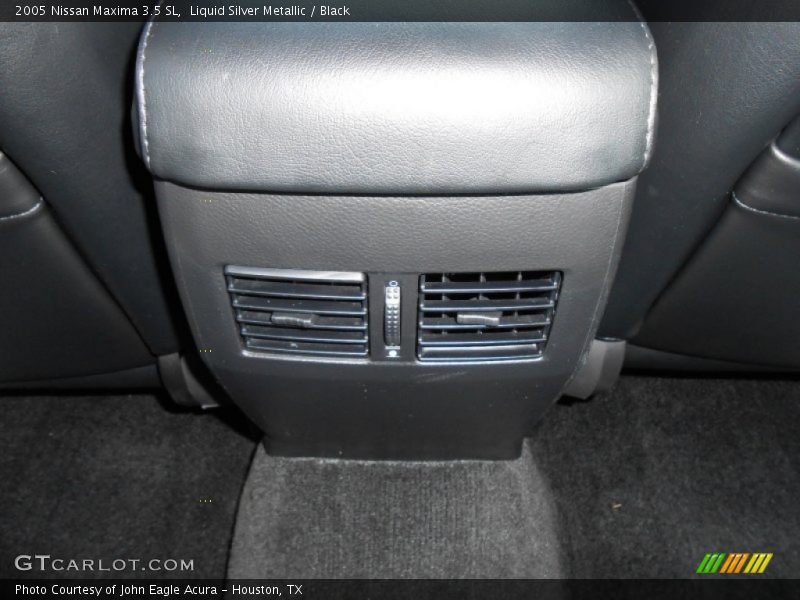 Liquid Silver Metallic / Black 2005 Nissan Maxima 3.5 SL