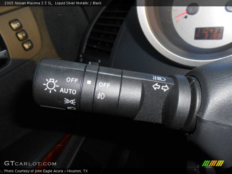 Liquid Silver Metallic / Black 2005 Nissan Maxima 3.5 SL