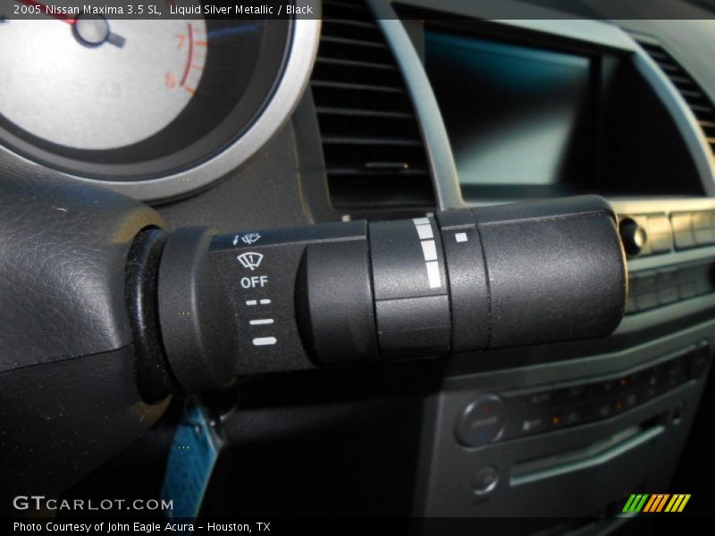 Liquid Silver Metallic / Black 2005 Nissan Maxima 3.5 SL