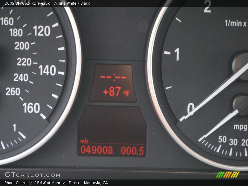 Alpine White / Black 2009 BMW X5 xDrive35d
