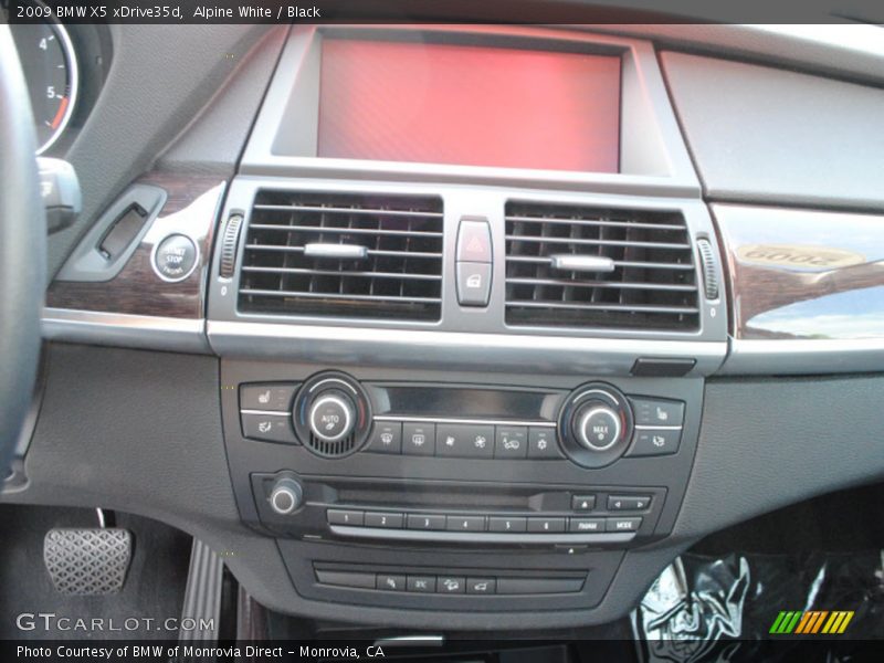 Alpine White / Black 2009 BMW X5 xDrive35d