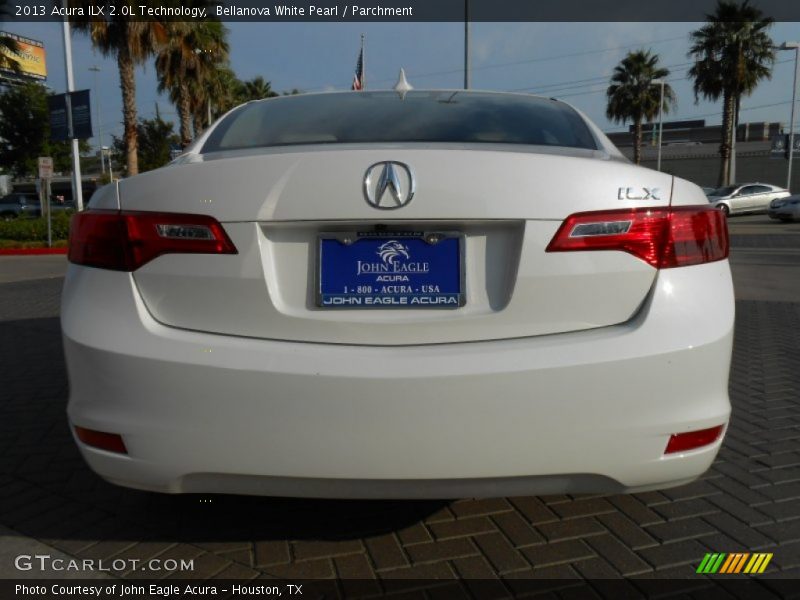 Bellanova White Pearl / Parchment 2013 Acura ILX 2.0L Technology