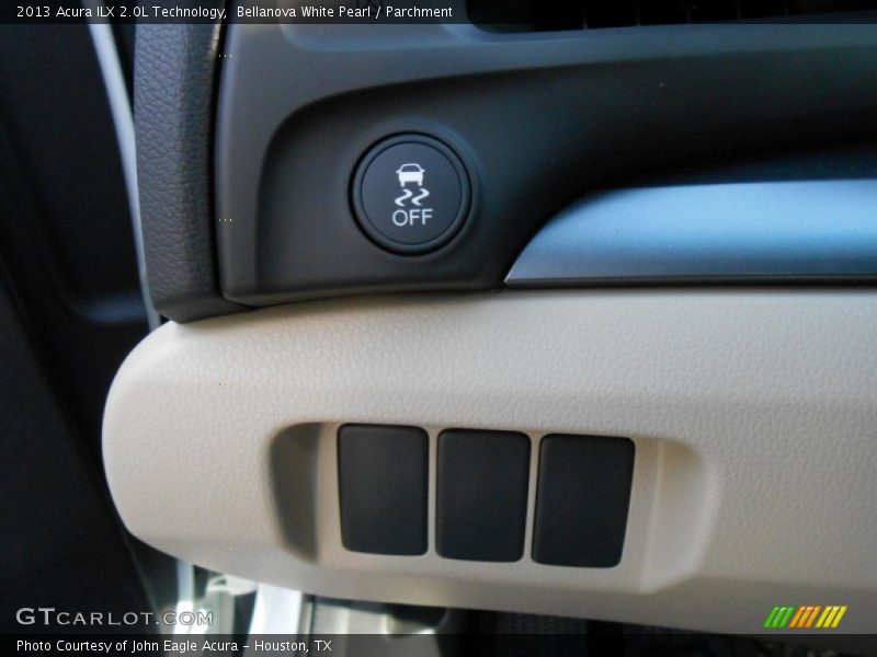 Bellanova White Pearl / Parchment 2013 Acura ILX 2.0L Technology