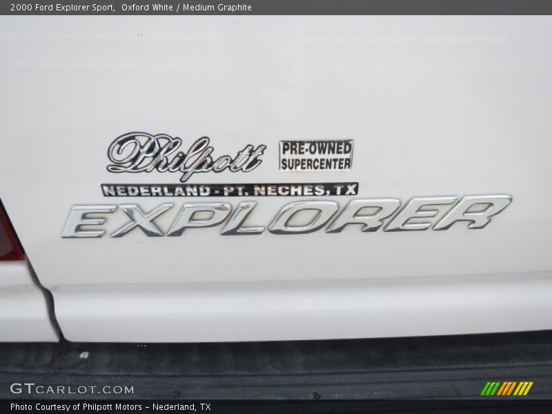 Oxford White / Medium Graphite 2000 Ford Explorer Sport