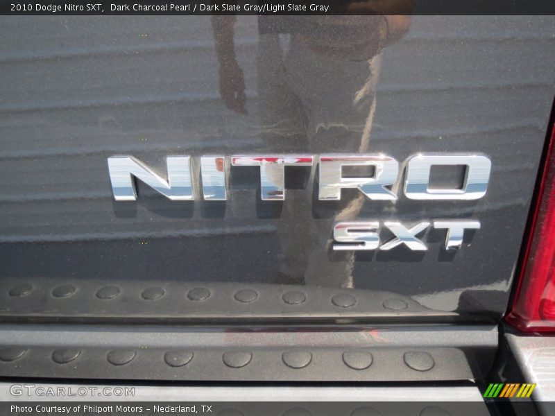 Dark Charcoal Pearl / Dark Slate Gray/Light Slate Gray 2010 Dodge Nitro SXT