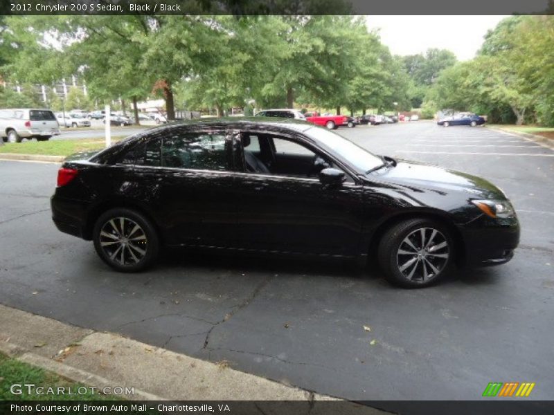 Black / Black 2012 Chrysler 200 S Sedan