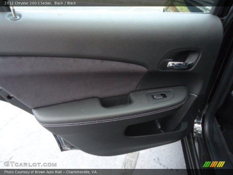 Black / Black 2012 Chrysler 200 S Sedan