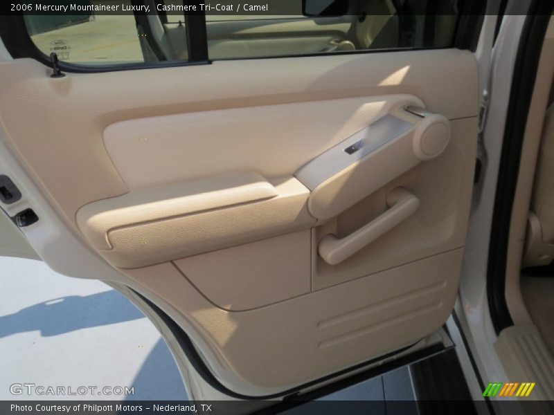 Cashmere Tri-Coat / Camel 2006 Mercury Mountaineer Luxury