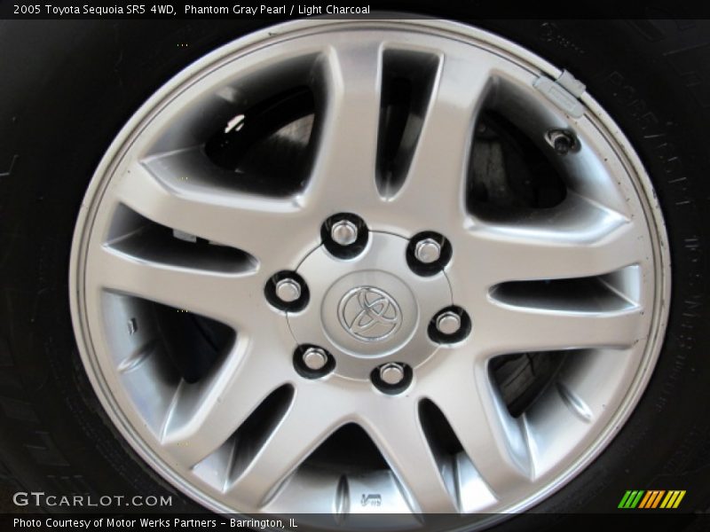 Phantom Gray Pearl / Light Charcoal 2005 Toyota Sequoia SR5 4WD