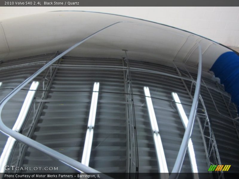 Black Stone / Quartz 2010 Volvo S40 2.4i