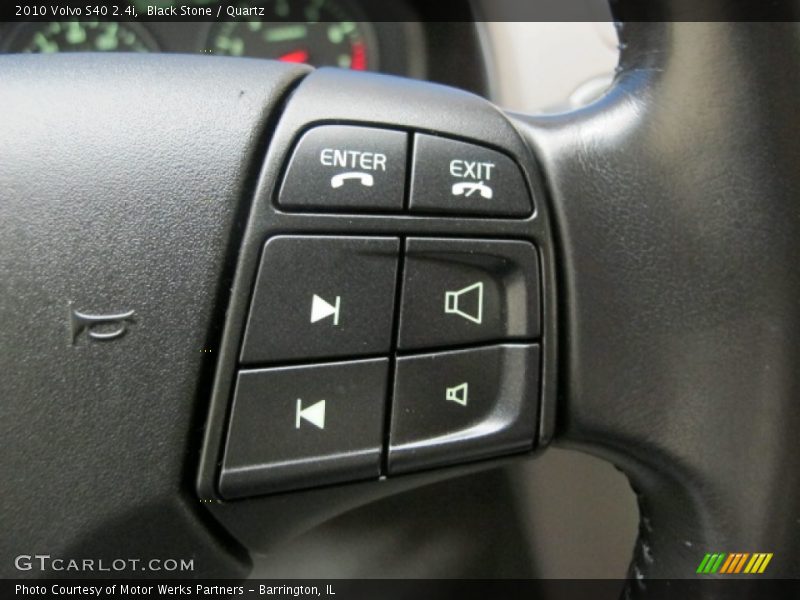 Black Stone / Quartz 2010 Volvo S40 2.4i