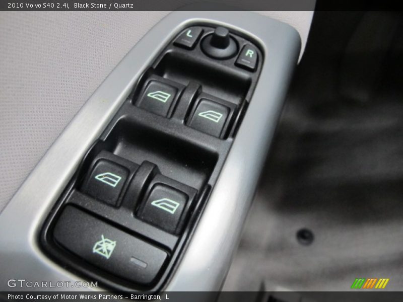 Black Stone / Quartz 2010 Volvo S40 2.4i