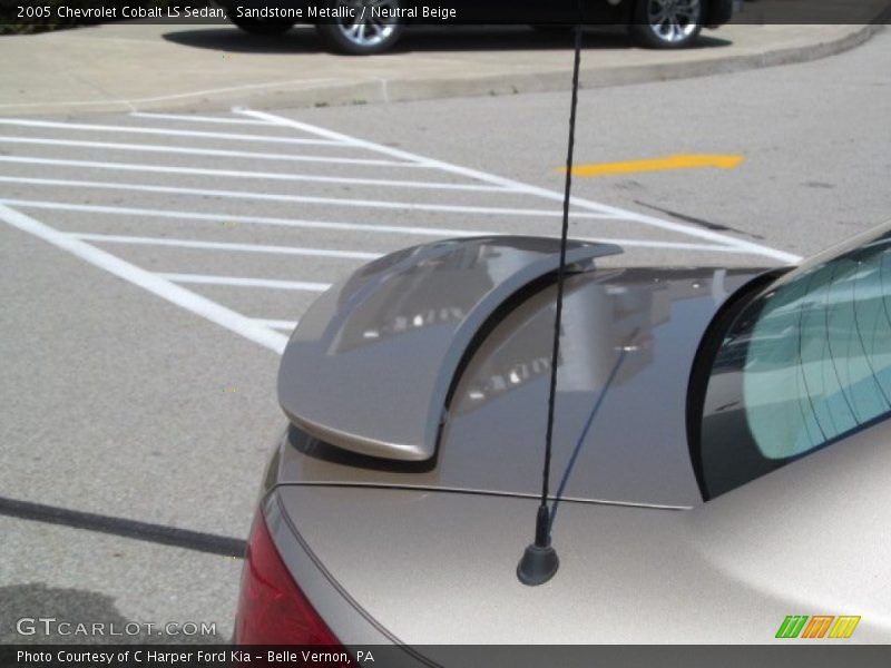 Sandstone Metallic / Neutral Beige 2005 Chevrolet Cobalt LS Sedan