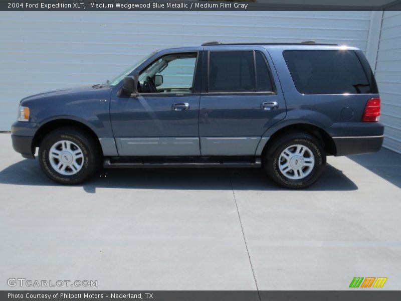 Medium Wedgewood Blue Metallic / Medium Flint Gray 2004 Ford Expedition XLT