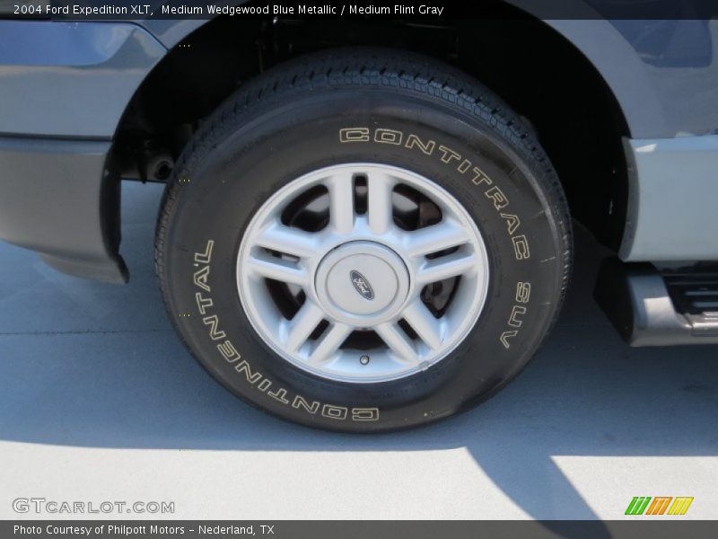 Medium Wedgewood Blue Metallic / Medium Flint Gray 2004 Ford Expedition XLT