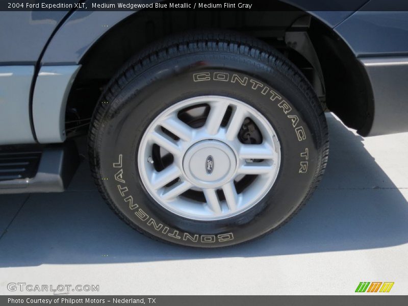 Medium Wedgewood Blue Metallic / Medium Flint Gray 2004 Ford Expedition XLT