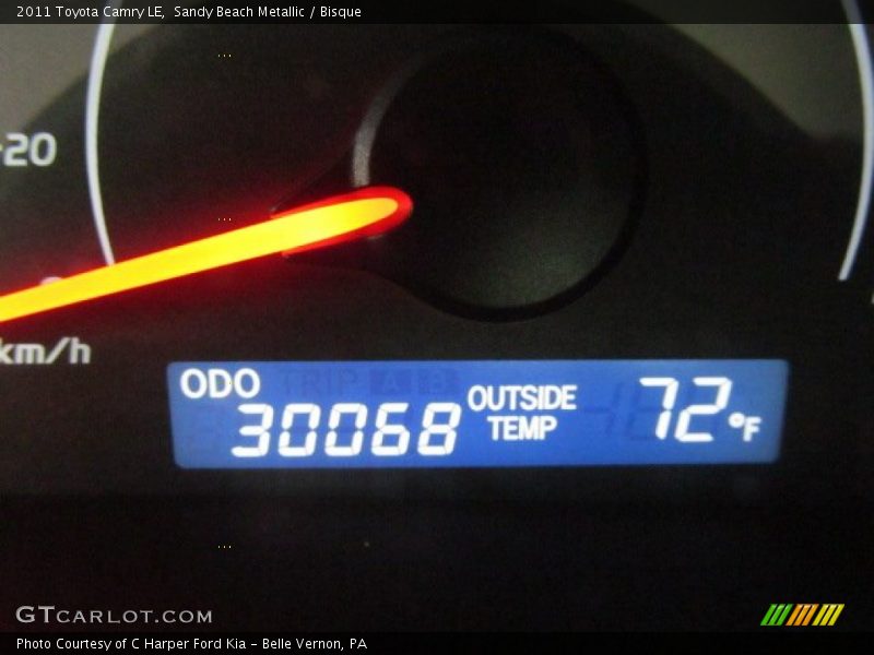 Sandy Beach Metallic / Bisque 2011 Toyota Camry LE