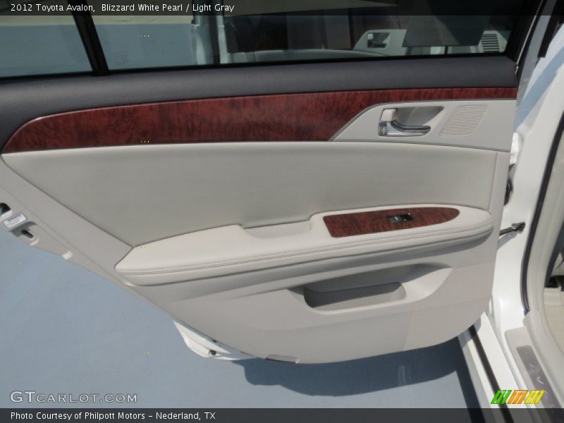 Blizzard White Pearl / Light Gray 2012 Toyota Avalon