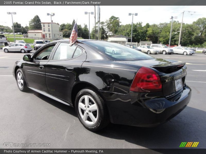 Black / Parchment/Dark Pewter 2005 Pontiac Grand Prix Sedan