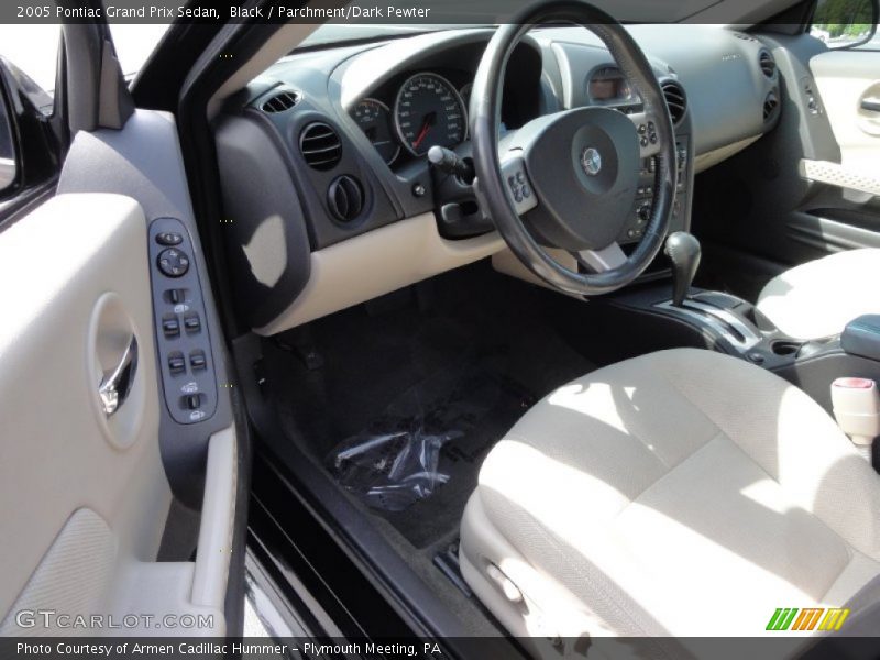 Black / Parchment/Dark Pewter 2005 Pontiac Grand Prix Sedan