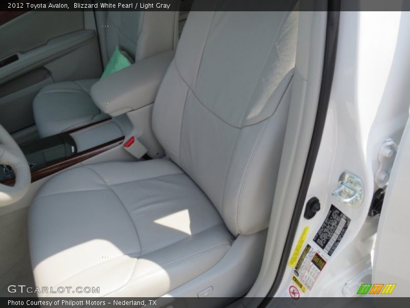 Blizzard White Pearl / Light Gray 2012 Toyota Avalon