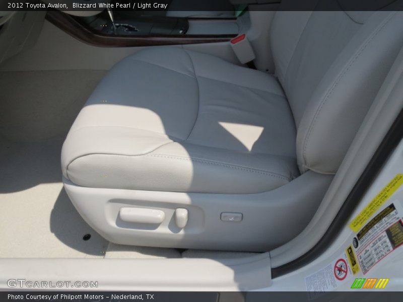 Blizzard White Pearl / Light Gray 2012 Toyota Avalon