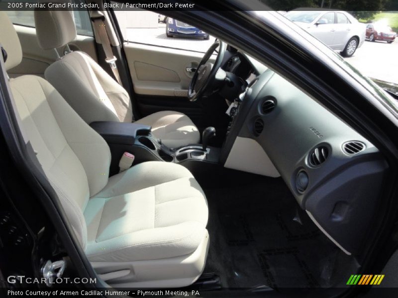 Black / Parchment/Dark Pewter 2005 Pontiac Grand Prix Sedan