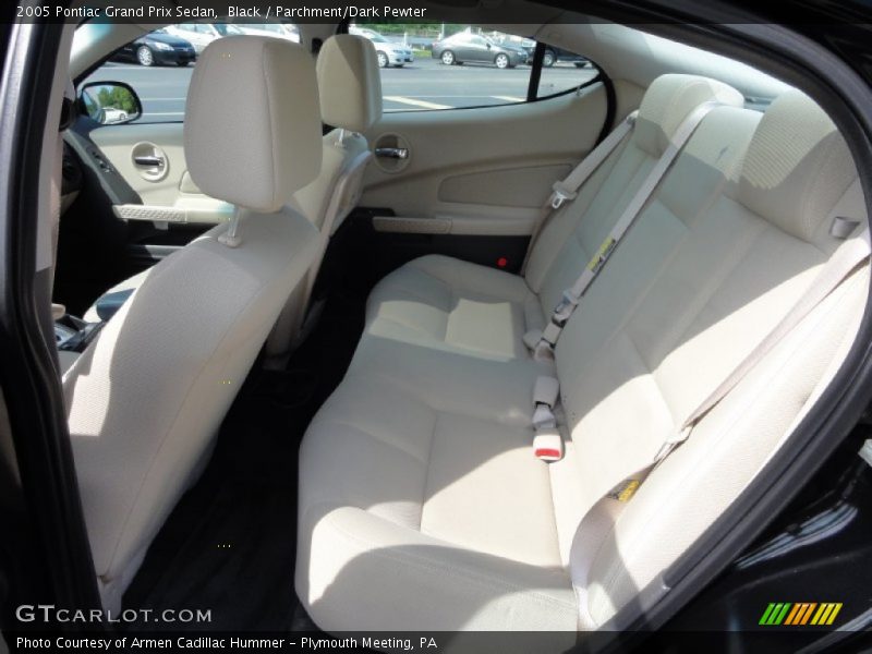 Black / Parchment/Dark Pewter 2005 Pontiac Grand Prix Sedan