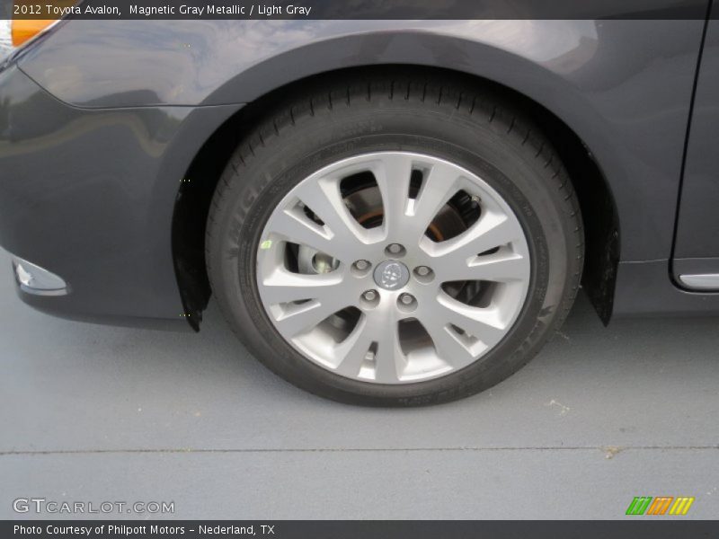 Magnetic Gray Metallic / Light Gray 2012 Toyota Avalon