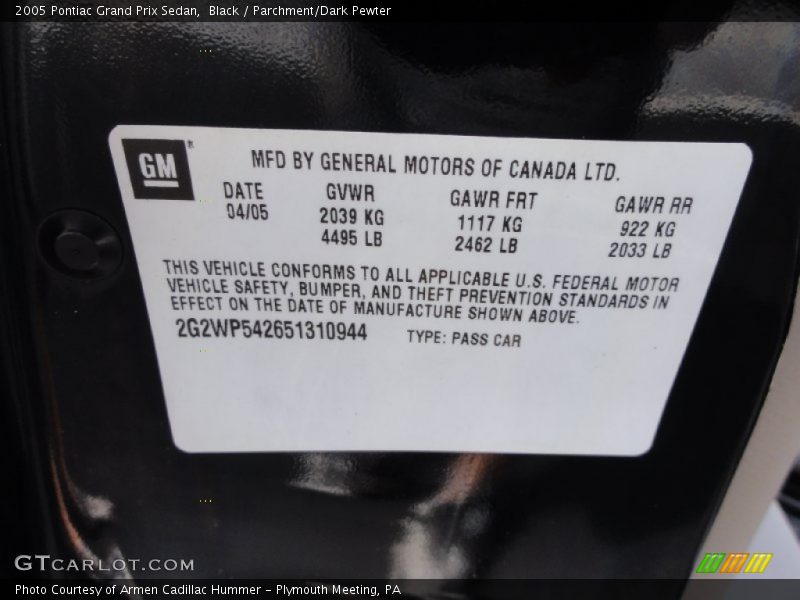 Black / Parchment/Dark Pewter 2005 Pontiac Grand Prix Sedan