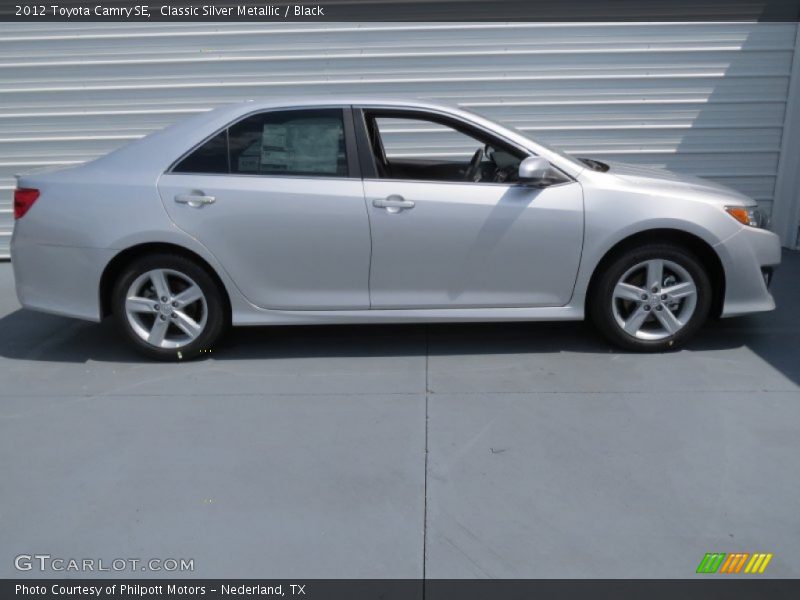 Classic Silver Metallic / Black 2012 Toyota Camry SE