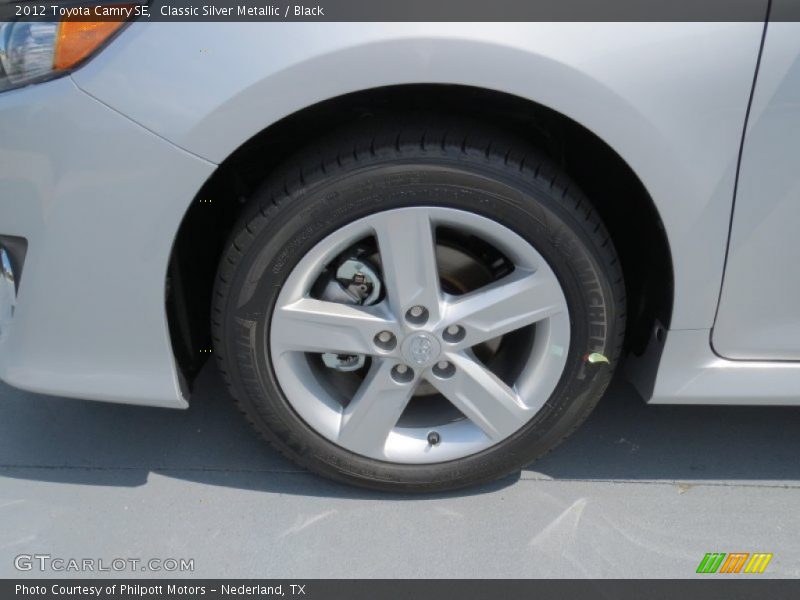 Classic Silver Metallic / Black 2012 Toyota Camry SE