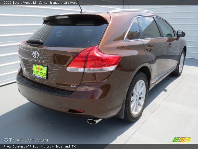 Sunset Bronze Mica / Ivory 2012 Toyota Venza LE