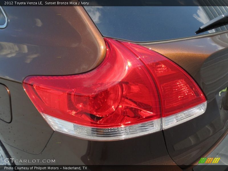 Sunset Bronze Mica / Ivory 2012 Toyota Venza LE