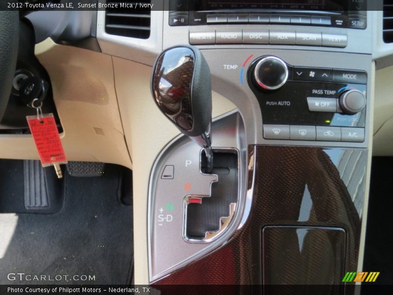 Sunset Bronze Mica / Ivory 2012 Toyota Venza LE