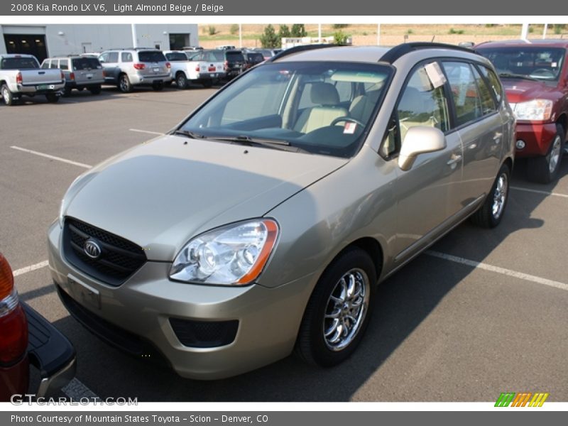 Light Almond Beige / Beige 2008 Kia Rondo LX V6