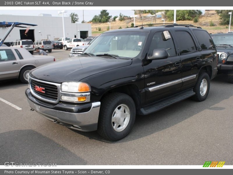 Onyx Black / Stone Gray 2003 GMC Yukon SLT 4x4