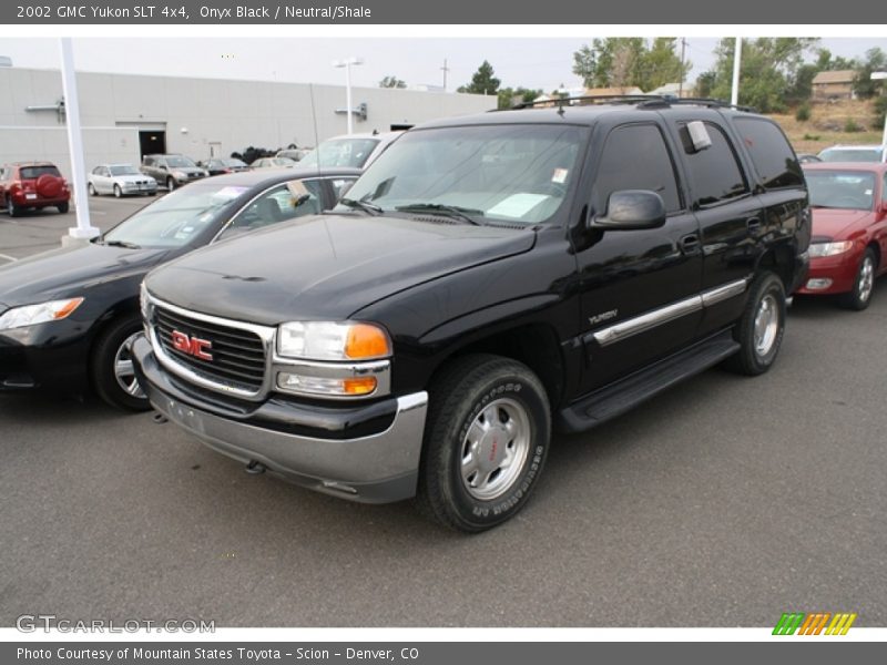 Onyx Black / Neutral/Shale 2002 GMC Yukon SLT 4x4