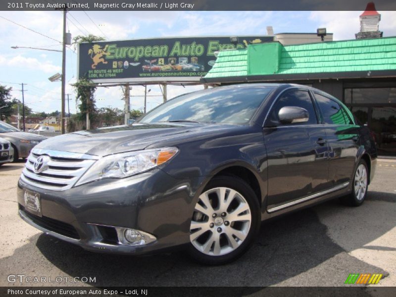 Magnetic Gray Metallic / Light Gray 2011 Toyota Avalon Limited