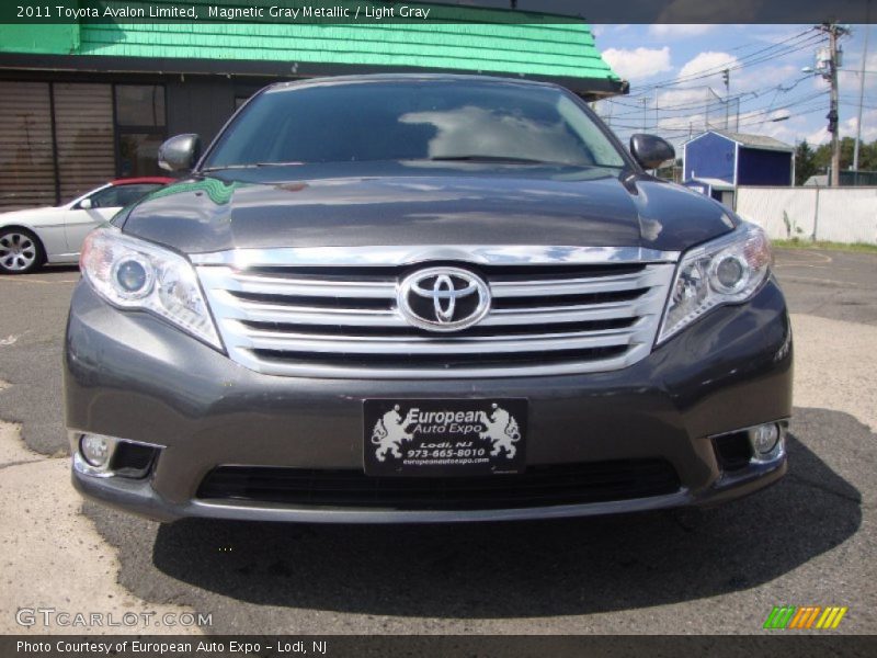 Magnetic Gray Metallic / Light Gray 2011 Toyota Avalon Limited
