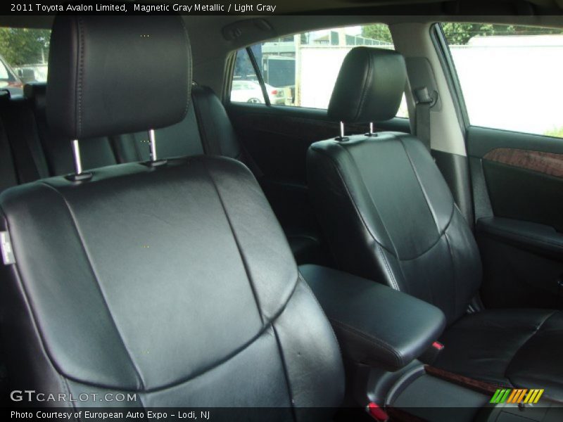 Magnetic Gray Metallic / Light Gray 2011 Toyota Avalon Limited