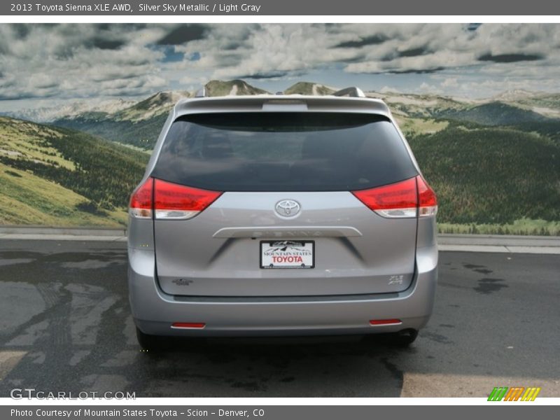 Silver Sky Metallic / Light Gray 2013 Toyota Sienna XLE AWD