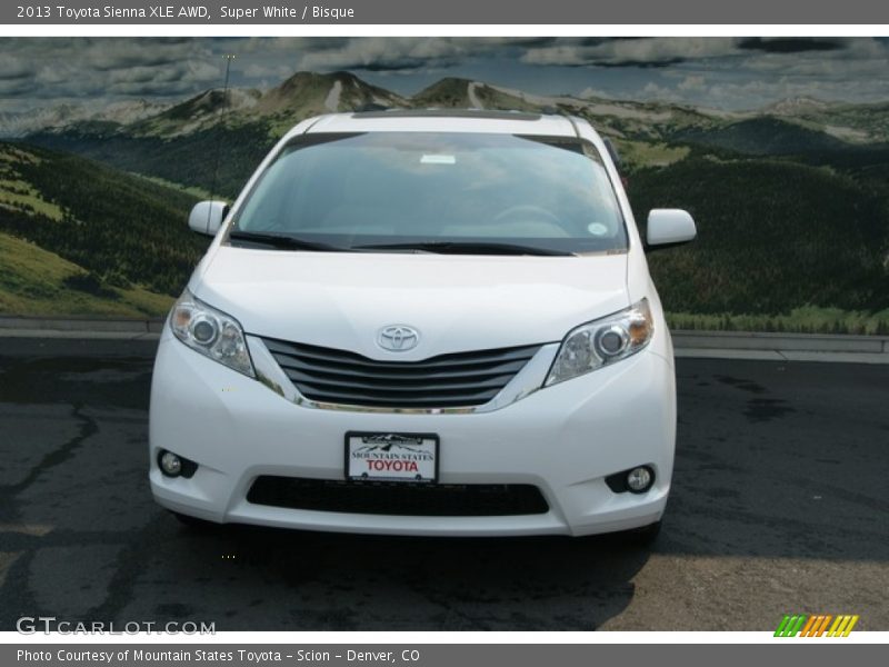 Super White / Bisque 2013 Toyota Sienna XLE AWD