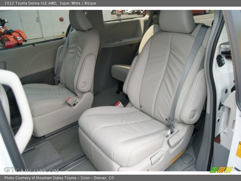 Super White / Bisque 2013 Toyota Sienna XLE AWD