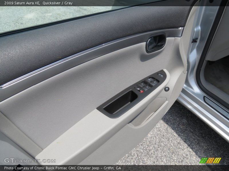 Quicksilver / Gray 2009 Saturn Aura XE