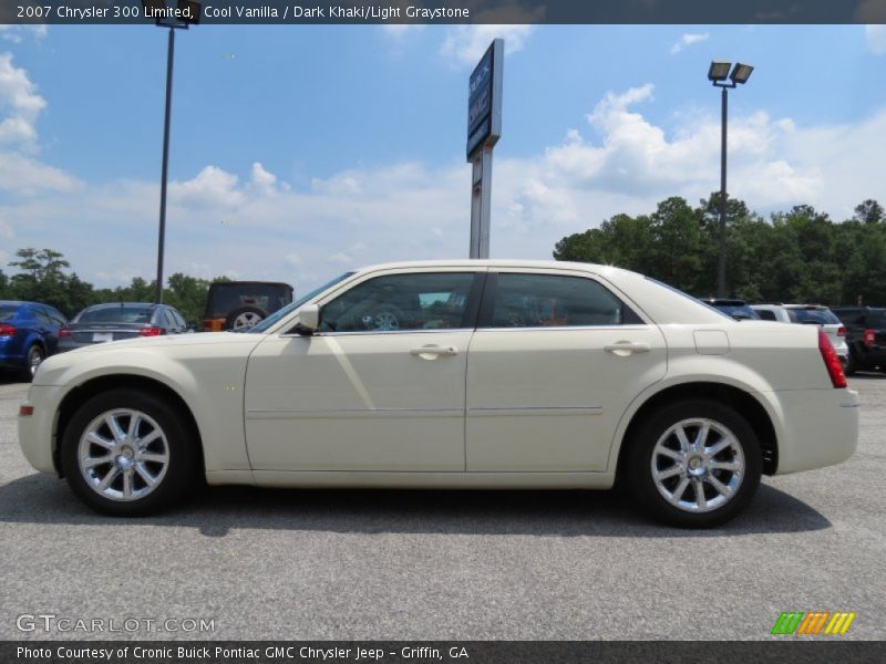 Cool Vanilla / Dark Khaki/Light Graystone 2007 Chrysler 300 Limited