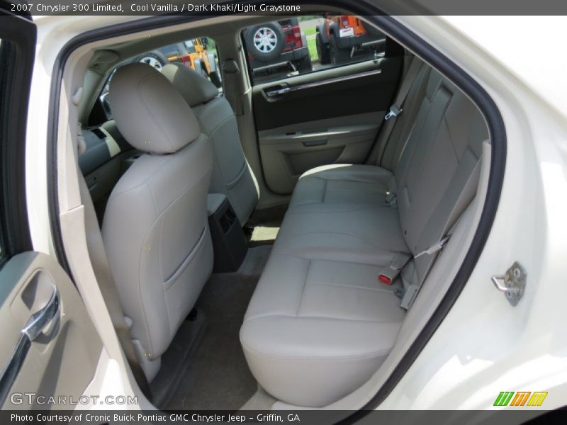 Cool Vanilla / Dark Khaki/Light Graystone 2007 Chrysler 300 Limited