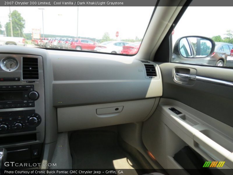 Cool Vanilla / Dark Khaki/Light Graystone 2007 Chrysler 300 Limited